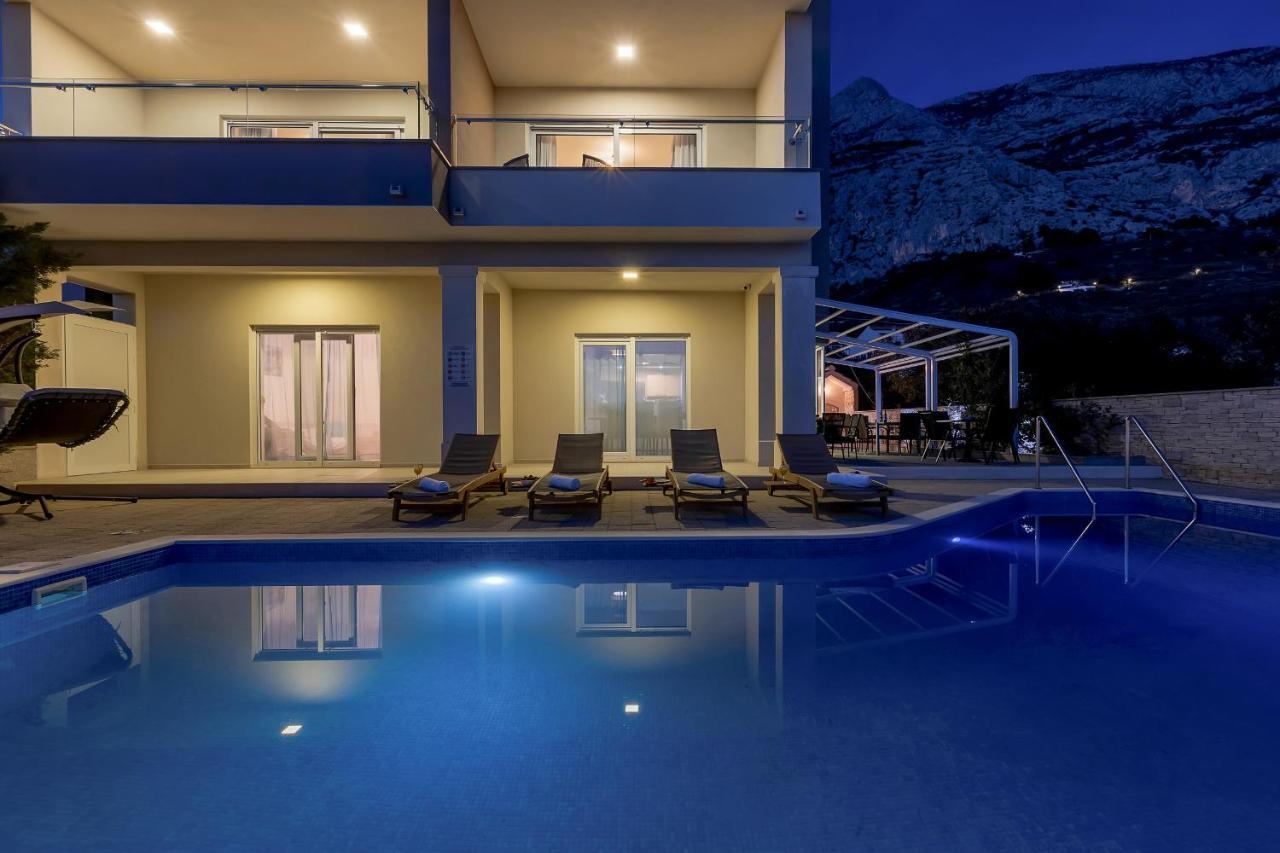 Apartments Lujnovic Makarska Exterior foto