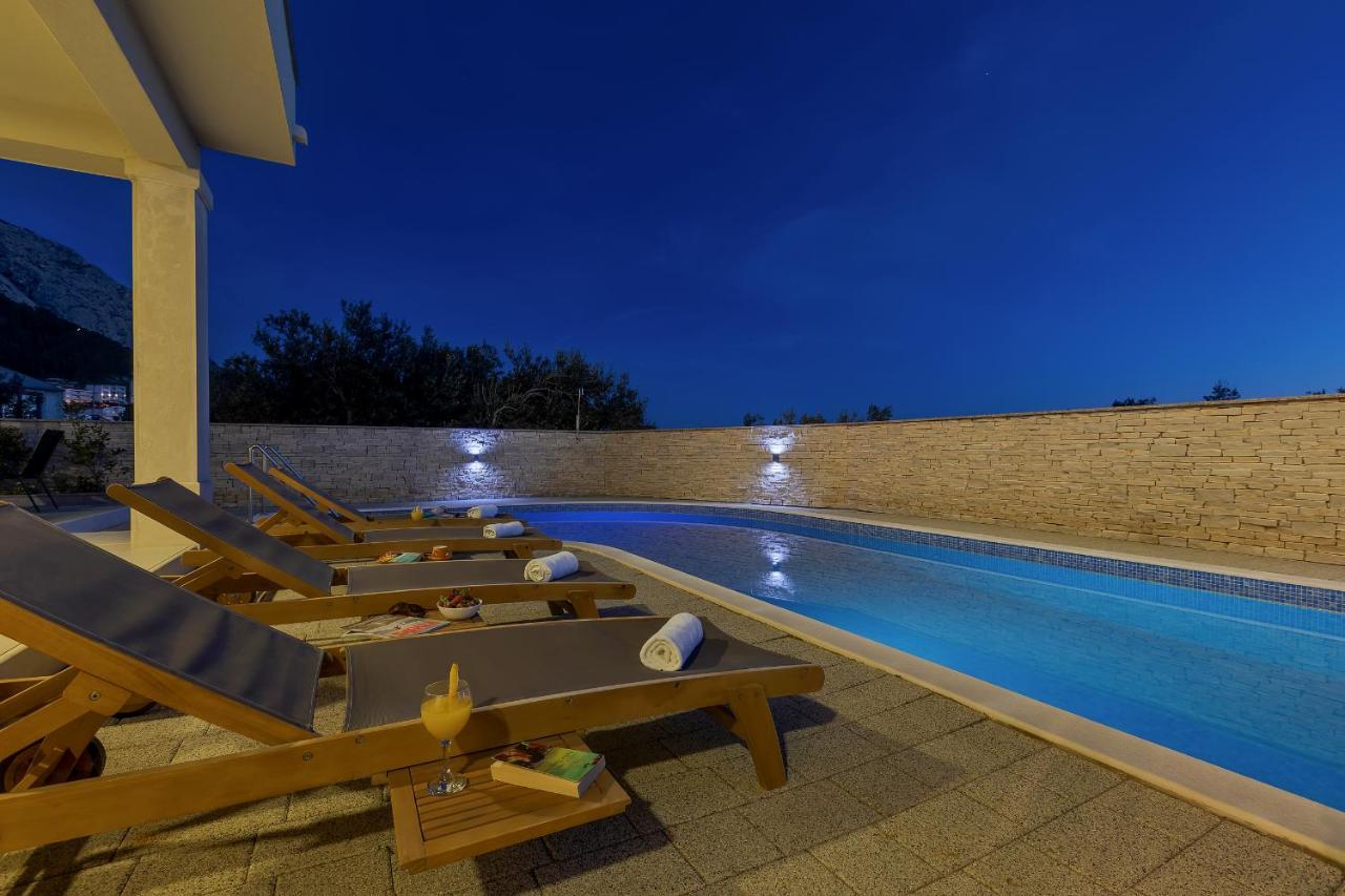 Apartments Lujnovic Makarska Exterior foto